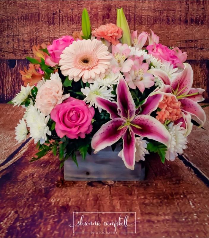 Four Seasons Florist - Clarksville, TN - Thumb 48